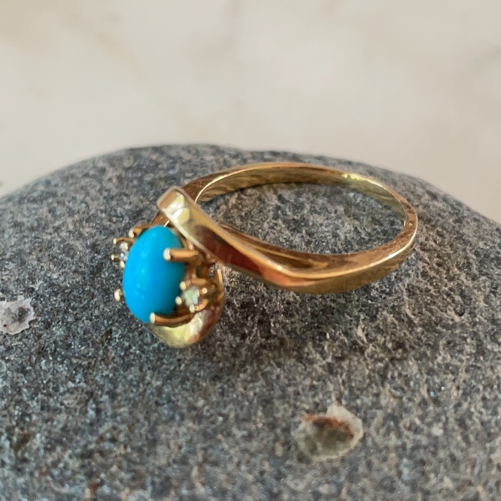 Vintage 14K Gold Native American Turquoise Ring - Picture 3 of 16
